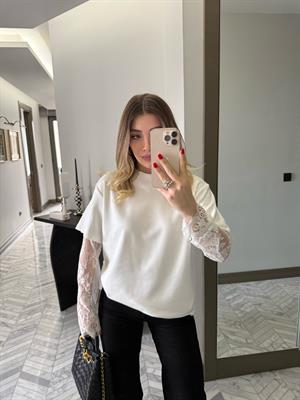 Beyaz Bisiklet Yaka Dantelli Bluz 1049