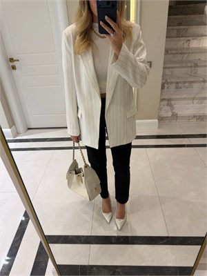 Beyaz Çizgili Blazer Ceket