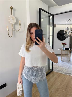 Beyaz Eteği Beyaz Dantel Tişört 1074