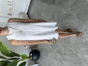 Beyaz Ham Keten Sıfır Kol Elbise