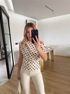 Beyaz-Kahve Puantiyeli Bluz