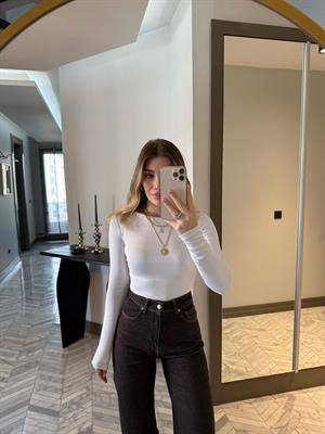 Beyaz Kayık Yaka Uzun Kollu Top 31332