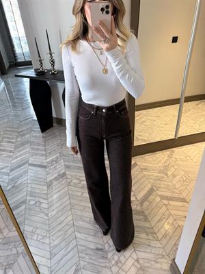 Beyaz Kayık Yaka Uzun Kollu Top 31332