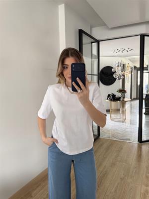 Beyaz Kısa Kollu Vatkalı Tişört-1134