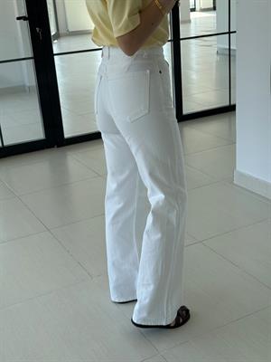Beyaz Orj Marka Straight Jean