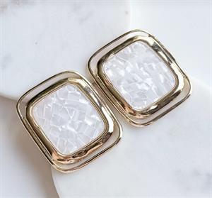 Beyaz Sedefli Kare Marka Model Küpe