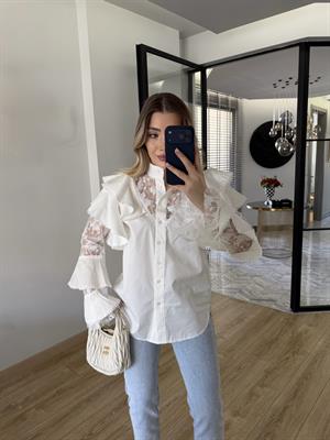Beyaz Volanlı Dantel Detaylı Gömlek