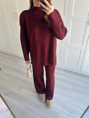 Bordo Dik Yaka Triko Takım 20025