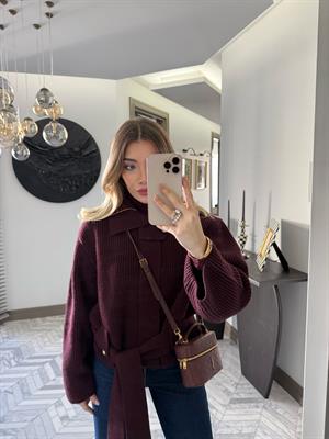 Bordo Fermuarlı Kemerli Düğmeli Yünlü Triko Hırka -60988