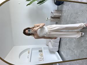 Boyundan Bağlamalı Püskül Detaylı Bluz