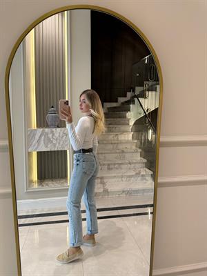 Buz Mavi Kesik Paçalı Boyfit Jean 