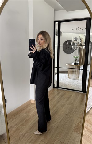 Büzgü Detaylı Lacivert Denim Taşlı Takım