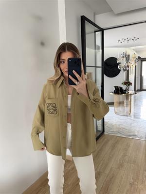 Çağla Yeşili Orjinal Marka Cebi Nakışlı Gömlek