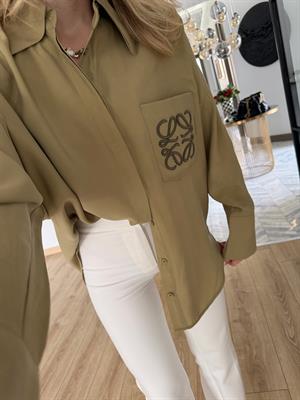 Çağla Yeşili Orjinal Marka Cebi Nakışlı Gömlek