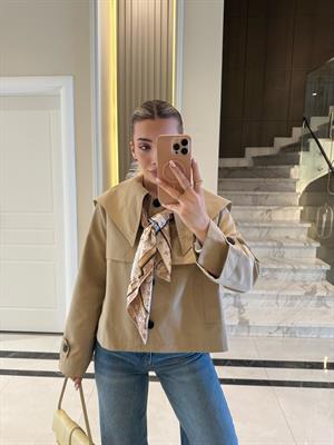 Bej Bebe Yaka Düğmeli Trençkot
