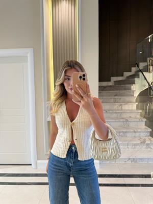 Ekru Gold Düğmeli Petek Örgü Triko Yelek