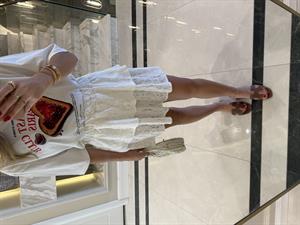 Ekru Katlı Dantel Desenli Mini Etek