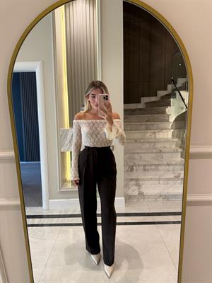 Ekru Madonna Yaka İapanyol Kollu Dantel Bluz-1011