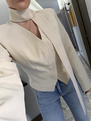 Ekru Oturtmalı Kısa Ceket-85175