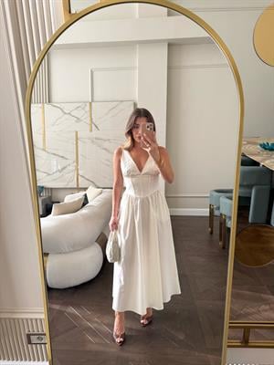 Ekru Özel Tasarım Balen Detaylı Elbise