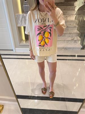 Ekru Pembe Limon Boskılı Basic Tişört