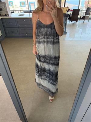 Gri- Ekru Batik Desenli Büzgülü İp Askılı Elbise