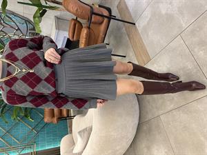 Gri Piliseli Şort Astarlı Etek