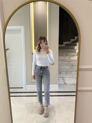 Gri Yıkamalı Kesik Paçalı Boy Fit Jean -2028