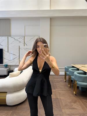 Halter Yaka Metal Detaylı Peplum Triko Bluz Siyah -10787