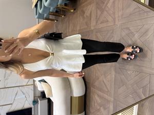 Halter Yaka Metal Detaylı Peplum Triko Bluz Beyaz -10787