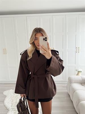 Kahve Rengi Kısa Trenç -9609
