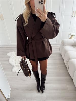 Kahve Rengi Kısa Trenç -9609