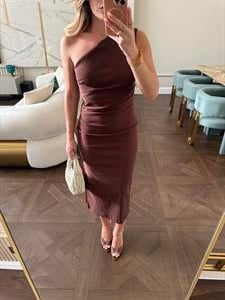 Kahve  Tek Omuz Drapeli Elbise 