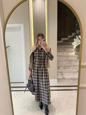 Kahverengi Düğmeli Ekose Desenli Elbise-5229
