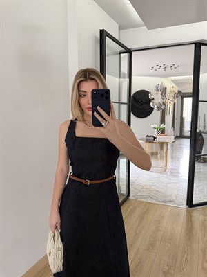 Kare Yakalı Kemerli Denim Elbise