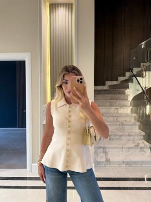 Krem Gold Düğmeli Yakalı Yelek 