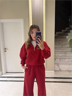 Kırmızı Yarım Fermuarlı Spor Takım