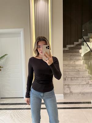 Koyu Kahve Büzgülü Kayık Yaka Top-31401