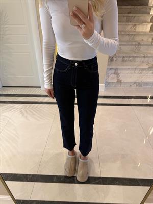 Koyu Lacivert Kesik Paçalı Boy Fit Jean -2136