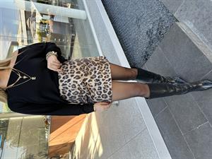 Leo Desenli Dokulu Yüzey Mini Etek 