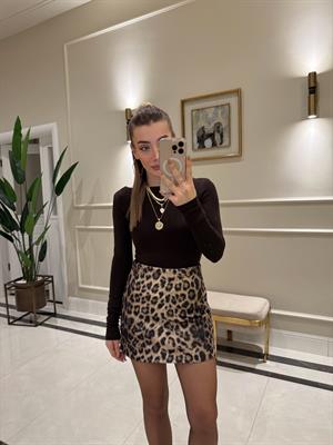 Leo Desenli Kadife Dokulu Mini Etek