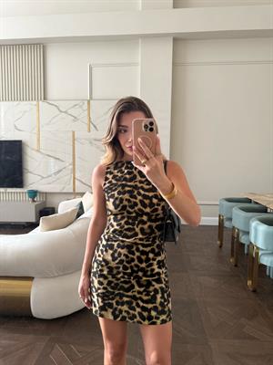 Leopar Desenli Mini Kolsuz Elbise