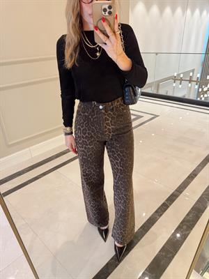 Leopar Desenli Özel Seri Gabardin Pantolon