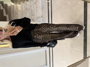 Leopar Desenli Paçası Biyeli Bol Paça Pantolon 