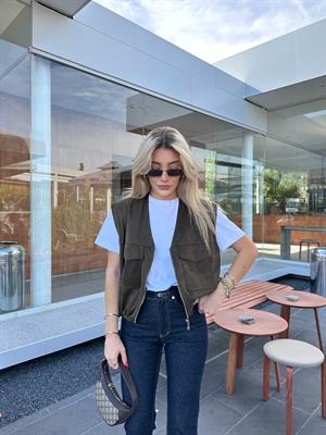 Marka Model Büyük Cep Detaylı Nubuk Haki Yelek