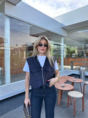 Marka Model Büyük Cep Detaylı Nubuk Lacivert Yelek