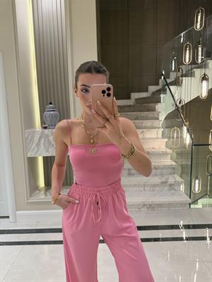 Pembe  İp Askılı İçi Pedli Pamuklu Crop Top
