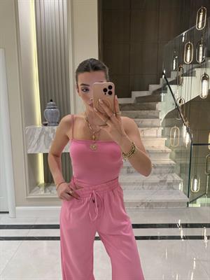 Pembe  İp Askılı İçi Pedli Pamuklu Crop Top