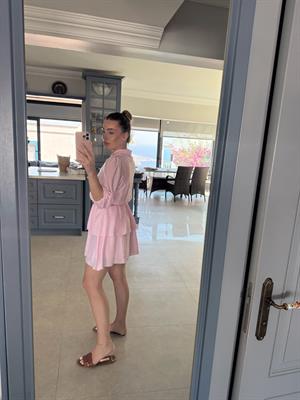 Pembe Kemerli Katlı Elbise-251068