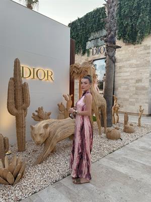 Saten Boyun Detaylı Batik Desenli Elbise